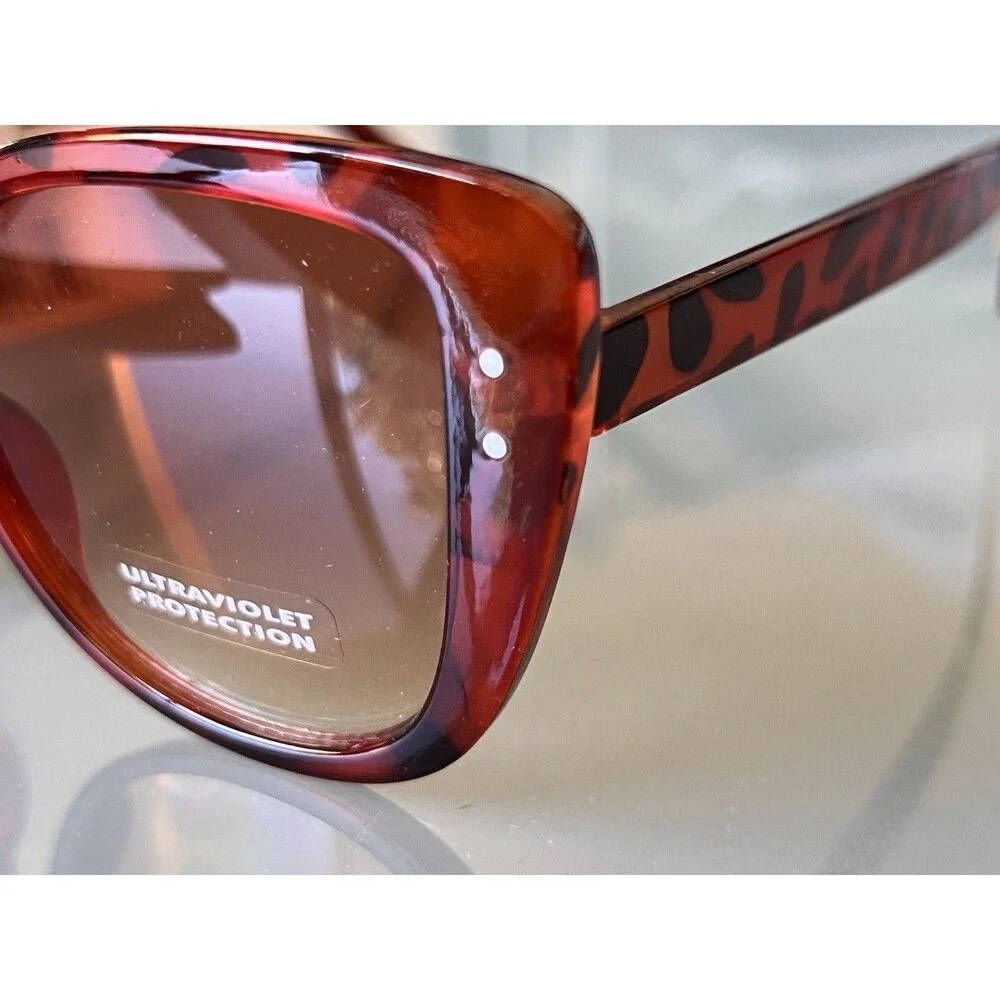 70s Style Sunglasses Tortoiseshell Lightweight Brand New With Tags and case